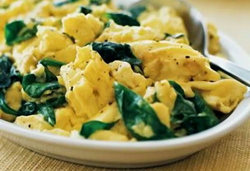 gezonde-ontbijtjes-scrambled-eggs